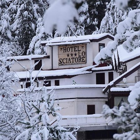 Hotel Lo Sciatore Cotronei Exteriör bild