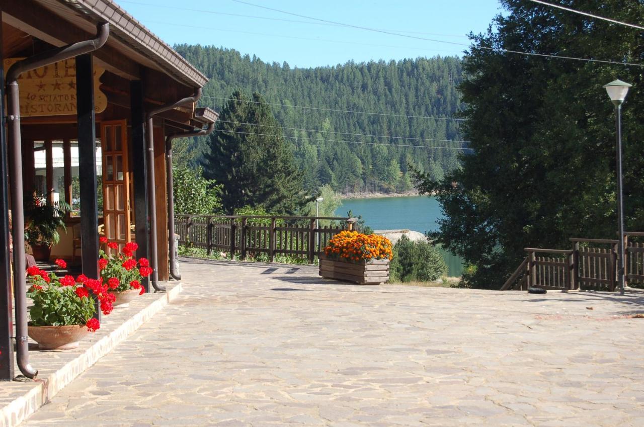Hotel Lo Sciatore Cotronei Exteriör bild