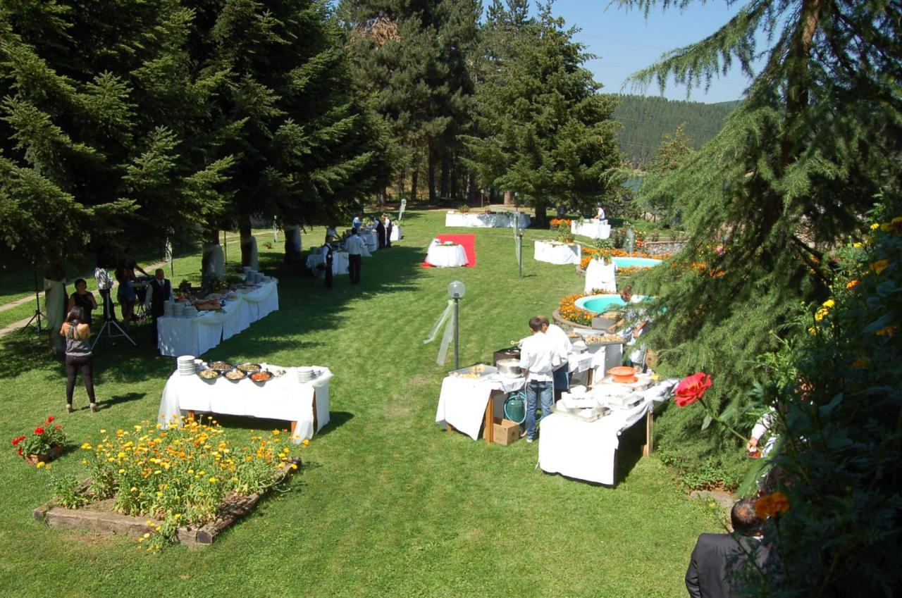 Hotel Lo Sciatore Cotronei Exteriör bild