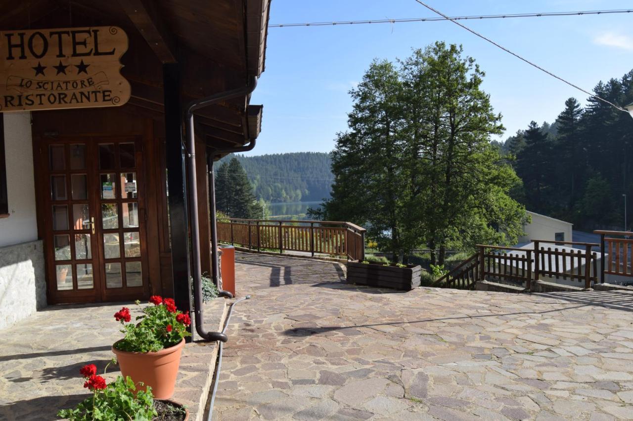 Hotel Lo Sciatore Cotronei Exteriör bild