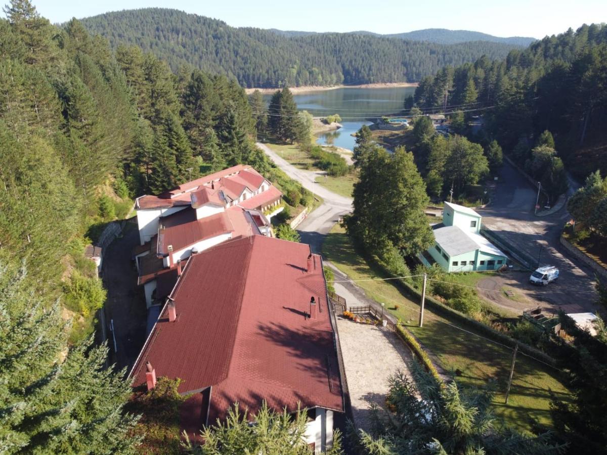 Hotel Lo Sciatore Cotronei Exteriör bild